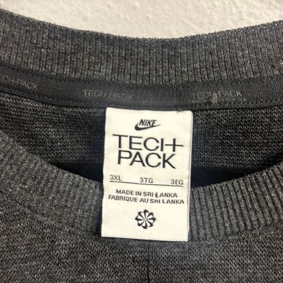 Nike Mens Grey Sportswear Tech Pack Engineered Knit Short-Sleeve Sweater 3XL NWT - Picture 4 of 11